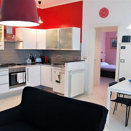 Costa Del Molo - Casa E Lavoro Appartement Vado Ligure Buitenkant foto