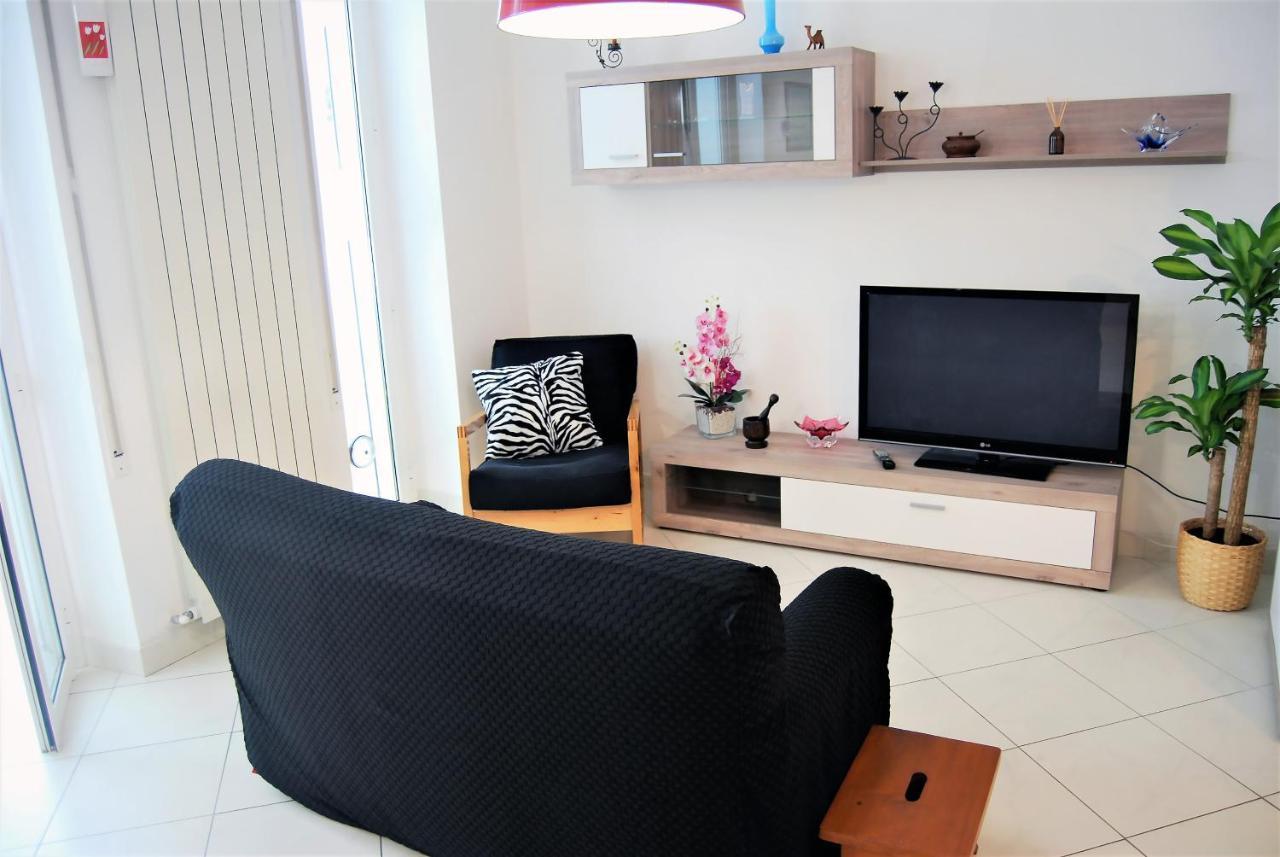 Costa Del Molo - Casa E Lavoro Appartement Vado Ligure Buitenkant foto