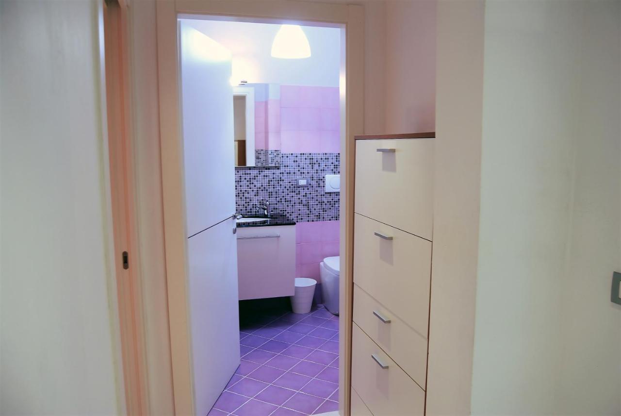 Costa Del Molo - Casa E Lavoro Appartement Vado Ligure Buitenkant foto
